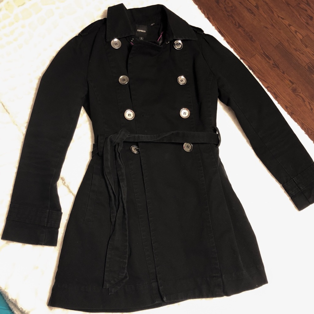 Belted  black express coat 🧥